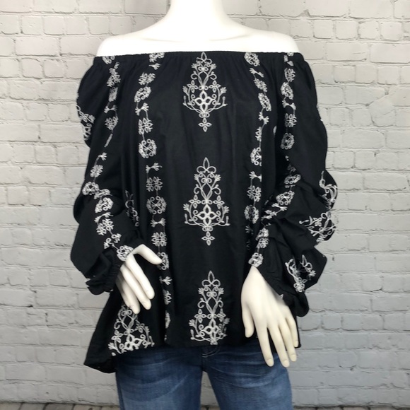 INC International Concepts Tops - INC Black & White Embroidered Off Shoulder Top 0X